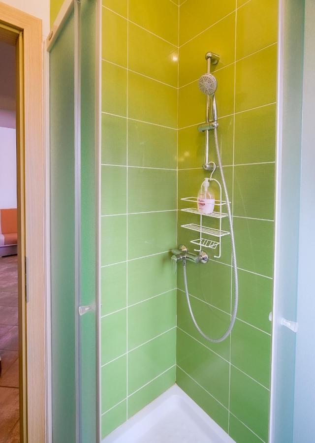 Apartmani Nina Rovinj Exterior foto